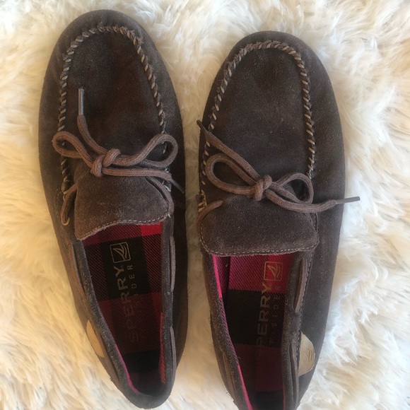 Sperry slippers